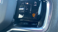 Land Rover Range Rover Velar 3.0 D300 MHEV R-Dynamic SE 5dr Auto Diesel Estate